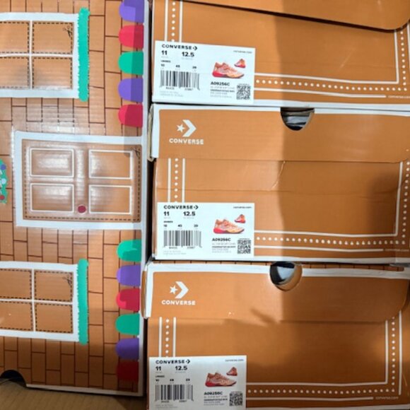 NIB Converse Gingerbread - Picture 10 of 15